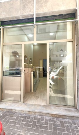 local-commercial-19m2-rue-ibnou-nafiss-maarif-big-0