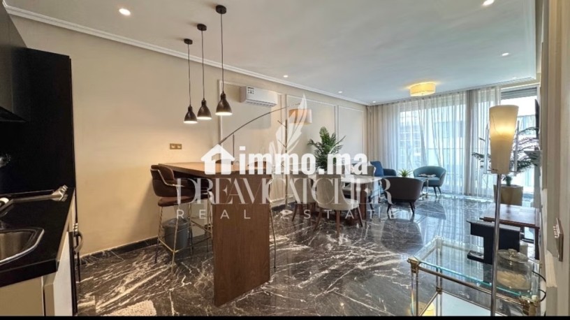 superbe-studio-a-vendre-a-oasis-1-belle-chambre-bien-meuble-big-1