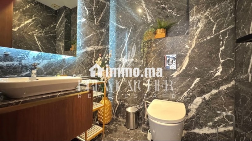 studio-en-vente-a-oasis-1-chambre-bien-meuble-big-3