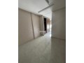 location-appartement-vide-2-chambres-small-3