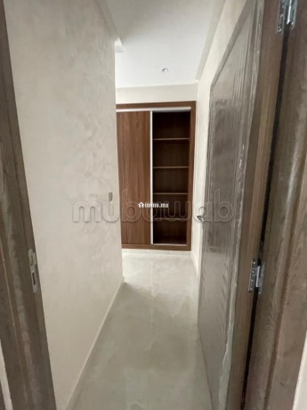 location-appartement-vide-2-chambres-big-2