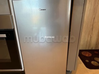 Location saisonnière à Guéliz. Superficie 80 m². Piscine et air conditionné - Appartement à vendre