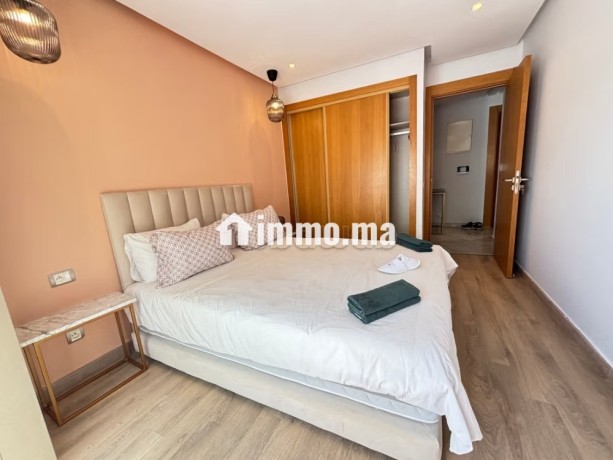 location-dun-appartement-a-maarif-1-belle-chambre-service-de-concierge-et-climatisation-big-14