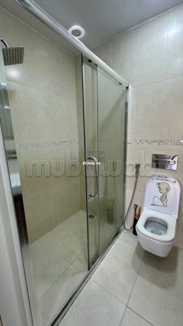 location-saisonniere-appartement-confortable-location-meublee-a-hay-mohammadi-2-chambres-agreables-porte-blindee-antenne-parabolique-big-2