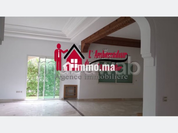 villa-de-450-m2-dans-residence-securisee-ain-diab-big-0