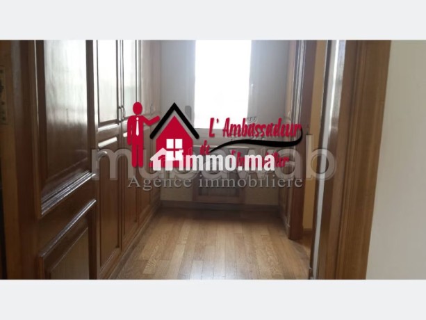 villa-de-450-m2-dans-residence-securisee-ain-diab-big-5