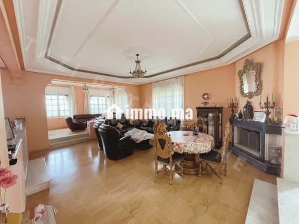 a-vendre-villa-4-chambres-ain-diab-big-3