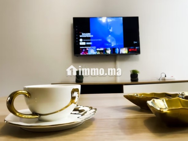 location-dun-appartement-a-tanger-city-center-3-pieces-confortables-vue-sur-la-mer-chauffage-central-big-5