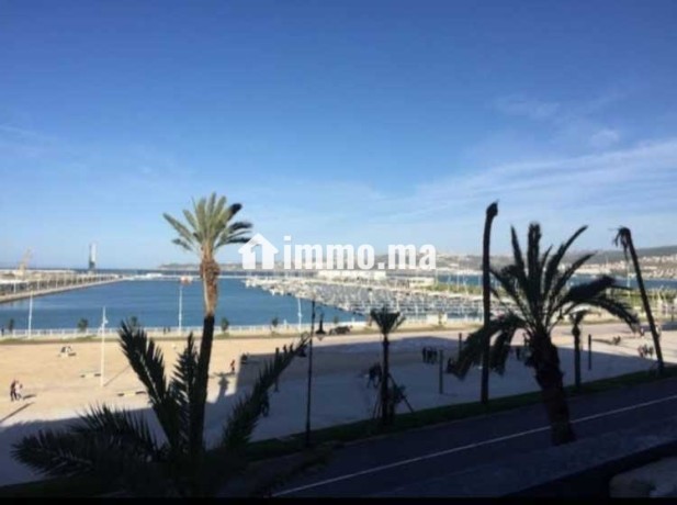 appartement-de-vacances-au-centre-ville-corniche-big-0