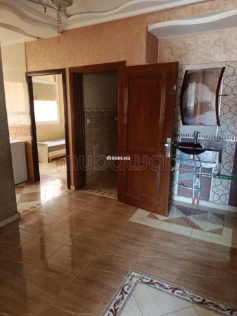 location-dun-appartement-en-centre-ville-2-pieces-confortables-salon-traditionnel-marocain-big-1