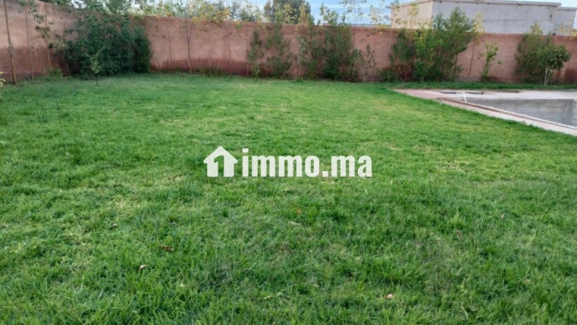 villa-de-luxe-a-vendre-a-route-de-lourika-4-chambres-terrasse-et-jardin-big-1