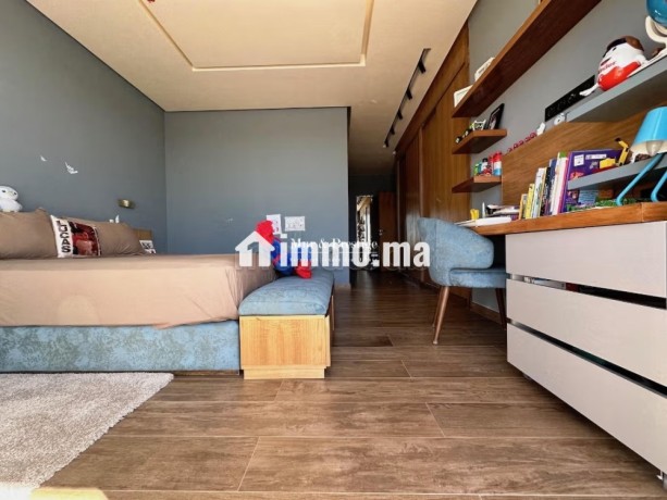 proche-ecole-americaine-maison-a-vendre-big-9
