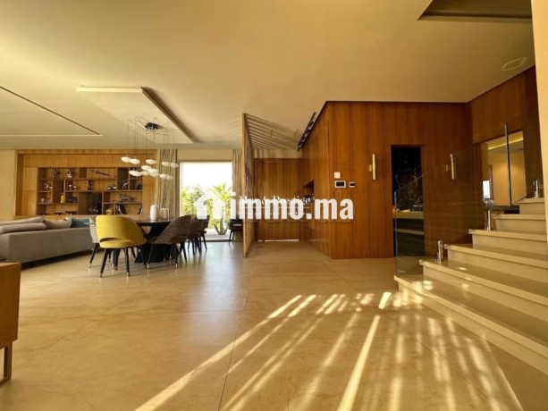 proche-ecole-americaine-maison-a-vendre-big-12