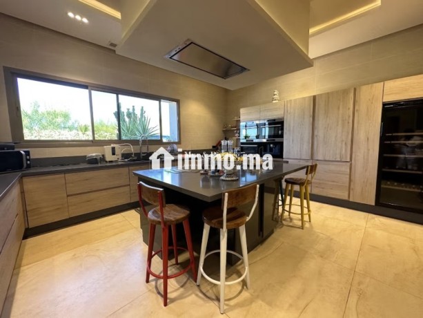 proche-ecole-americaine-maison-a-vendre-big-17