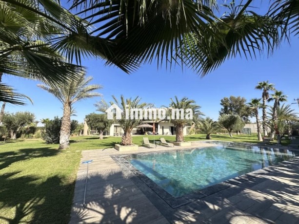 proche-ecole-americaine-maison-a-vendre-big-2
