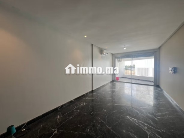 studio-vide-ferme-bretonne-a-louer-big-10