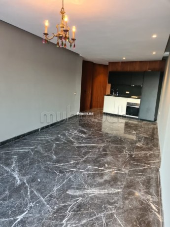 studio-vide-ferme-bretonne-a-louer-big-3