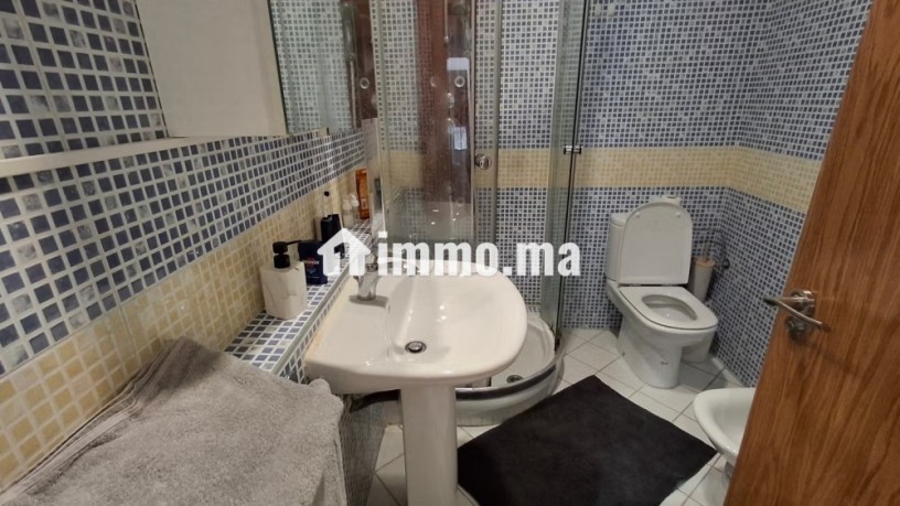 louez-cet-appartement-en-centre-surface-totale-80-m2-bien-meuble-big-3