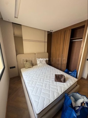 vend-appartement-a-anfa-1-piece-porte-blindee-securite-big-0