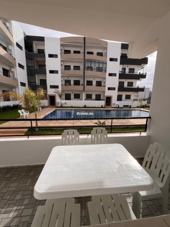 pour-vacances-piscine-et-proche-mer-big-3
