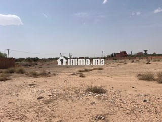 beau-terrain-a-la-vente-a-bab-atlas-route-de-fez-surface-de-1070-m2