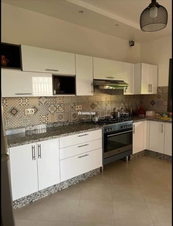 villa-moderne-pres-de-issen-avec-piscine-8900-m2-big-9