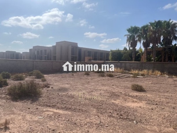 terrain-secteur-route-amizmiz-big-6