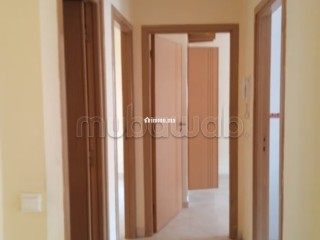 bel-appartement-en-location-a-al-aalia-surface-totale-60-m2-cuisine-bien-equipee