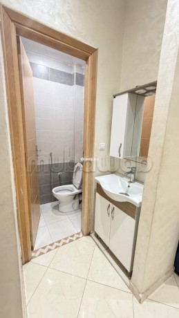 location-saisonniere-a-hay-al-azhar-surface-de-300-m2-porte-blindee-et-residence-securisee-big-7