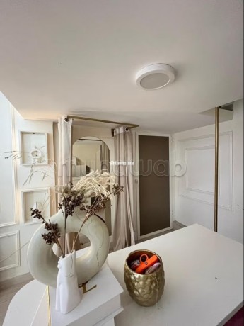 beau-local-a-vendre-en-centre-ville-surface-totale-30-m2-prestation-de-conciergerie-big-3
