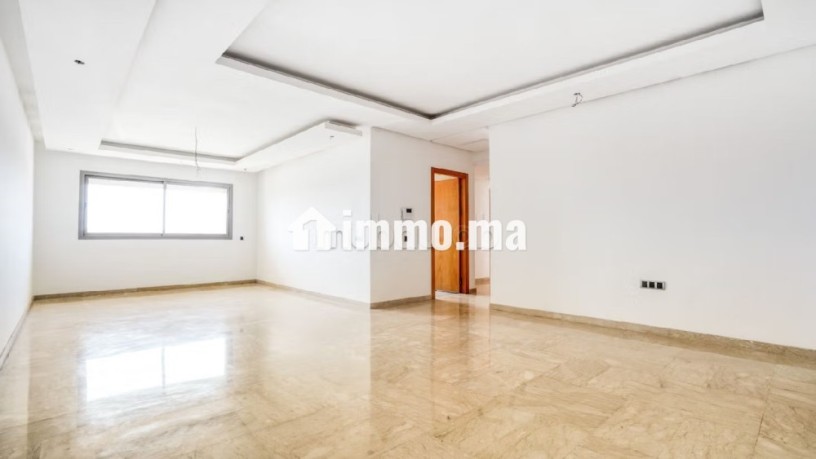 magnifique-appartement-moderne-avec-3-ch-disponibles-a-la-location-a-palmiers-big-1