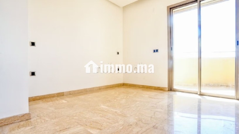 magnifique-appartement-moderne-avec-3-ch-disponibles-a-la-location-a-palmiers-big-2