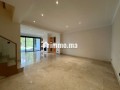 villa-a-la-location-vide-a-bouskoura-25000dh-small-5