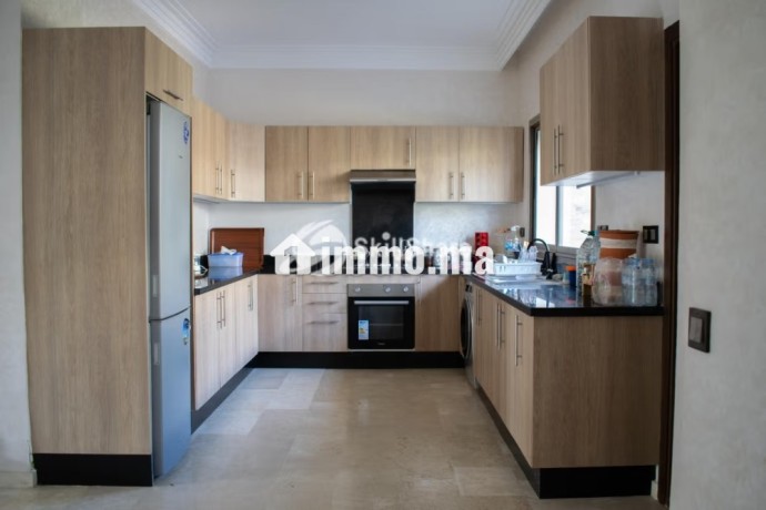 villa-de-standing-a-vendre-dans-residence-fermee-big-10