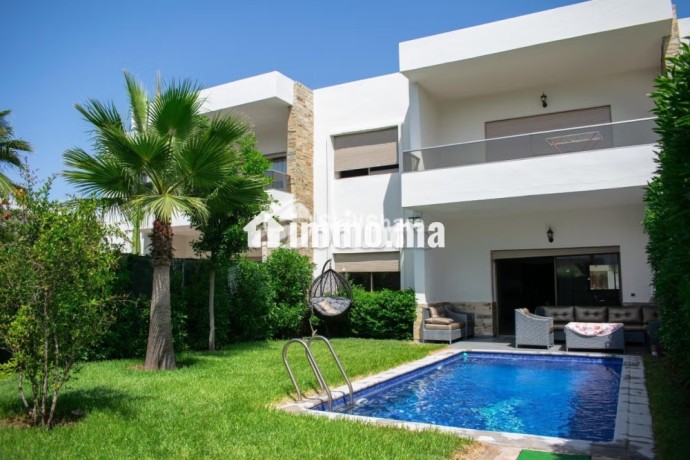villa-de-standing-a-vendre-dans-residence-fermee-big-1