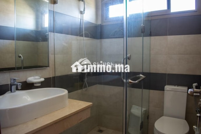 villa-de-standing-a-vendre-dans-residence-fermee-big-19