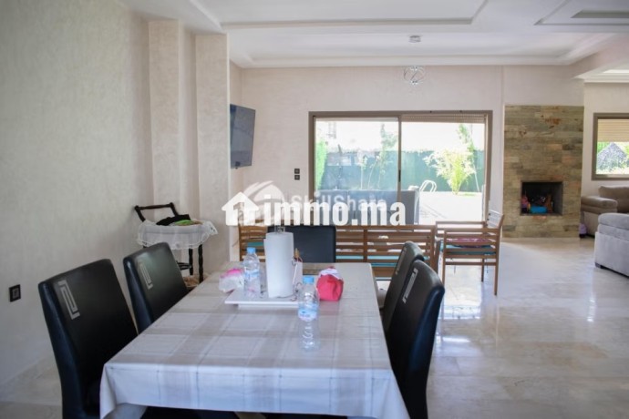 villa-de-standing-a-vendre-dans-residence-fermee-big-4