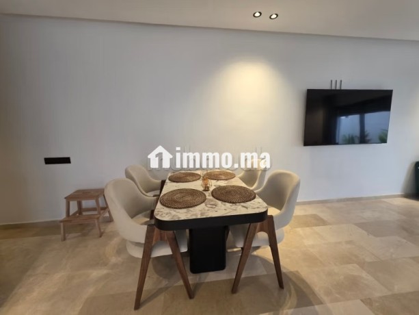 spacious-apartment-05-big-13