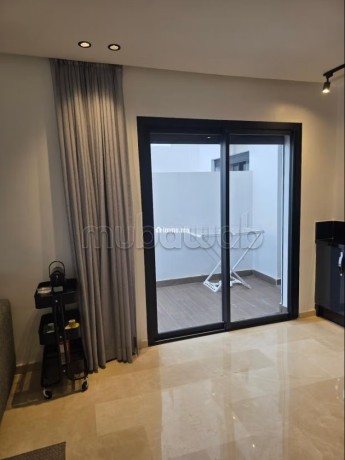 spacious-apartment-05-big-18