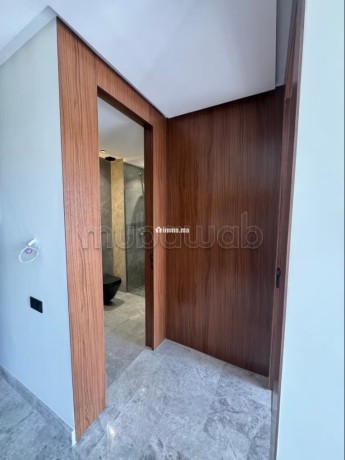 studio-premium-tres-bien-meuble-a-saisir-big-6