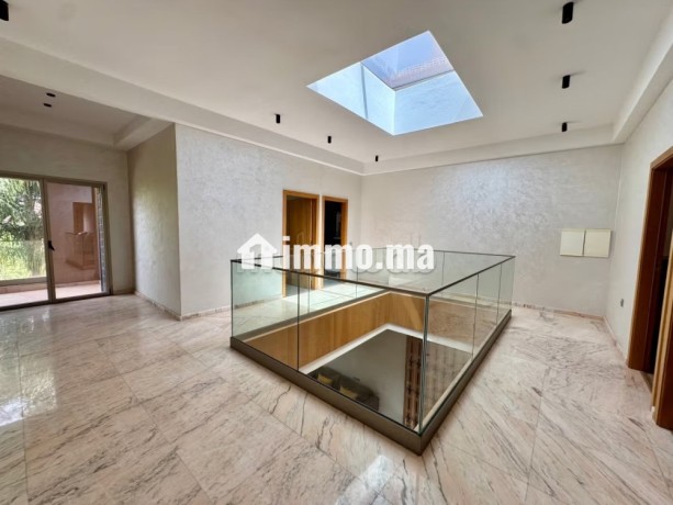 villa-moderne-450-m2-sur-terrain-360-m2-big-5