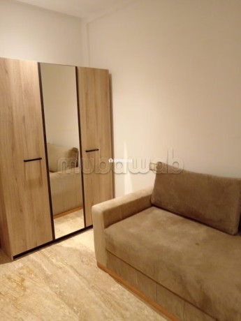 bel-appartement-en-location-a-harhoura-3-grandes-pieces-meuble-big-17