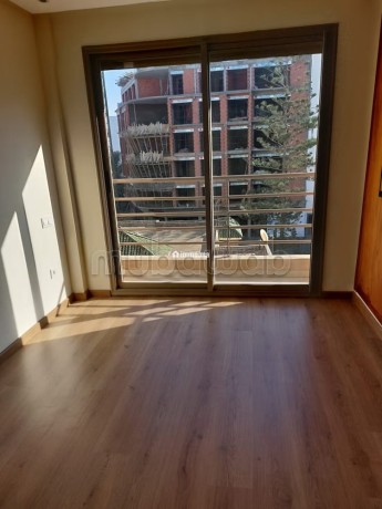 bel-appartement-en-location-a-les-princesses-3-grandes-pieces-ascenseur-big-6
