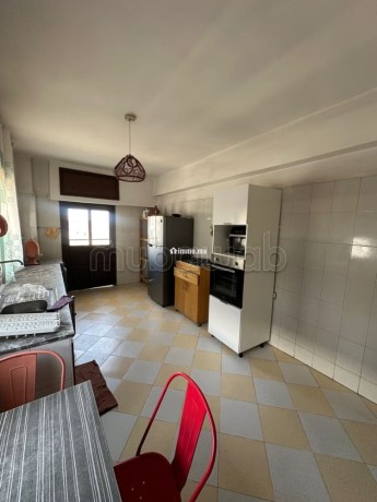 location-appartement-3-chambres-maarif-big-4