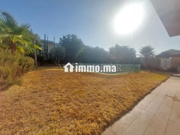 magnifique-rez-de-jardin-avec-piscine-a-vendre-a-la-palmeraie-bouskoura-ville-verte-big-9