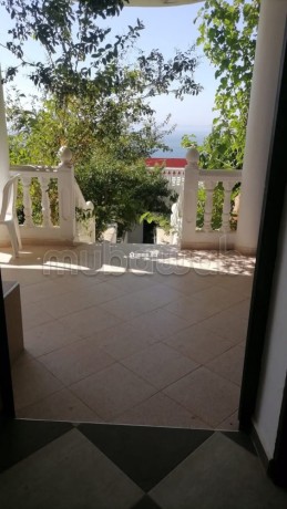 appartements-a-louer-a-msick-3-pieces-salon-marocain-securite-big-7