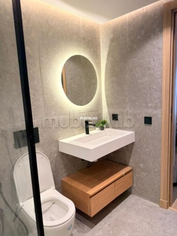 tres-bel-appartement-en-location-a-les-princesses-1-piece-meuble-big-12