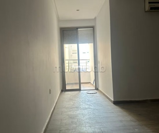 un-duplex-vide-de-145-m2-a-louer-mimosas-kenitra-big-6