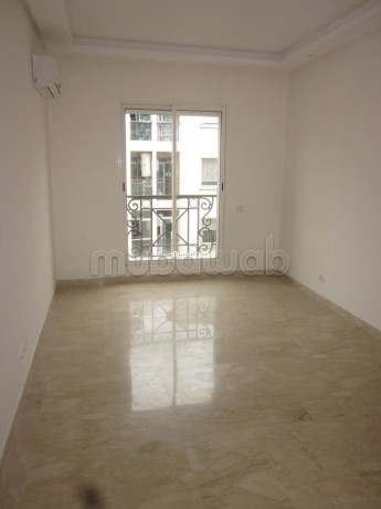 studio-vide-luxe-55m2-a-mers-sultan-big-2