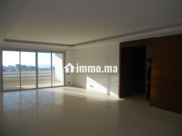 appartement-non-meuble-a-louer-a-ain-diab-ii-big-2